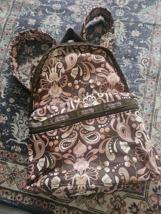 Lesportsac Handbags - LeSportsac Pink/Brown Paisley Backpack